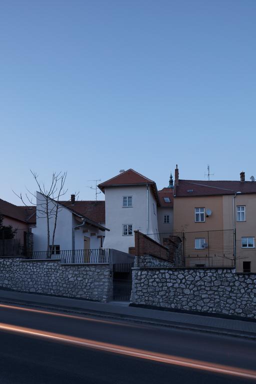 Stajnhaus Hotel Mikulov Buitenkant foto